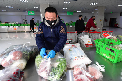 河北唐山農(nóng)副產(chǎn)品批發(fā)市場(chǎng)推出配送服務(wù) 方便居民買菜